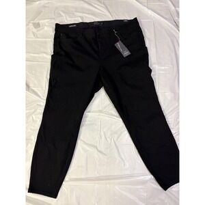Torrid Bombshell Skinny Jeans NWT size 26 black